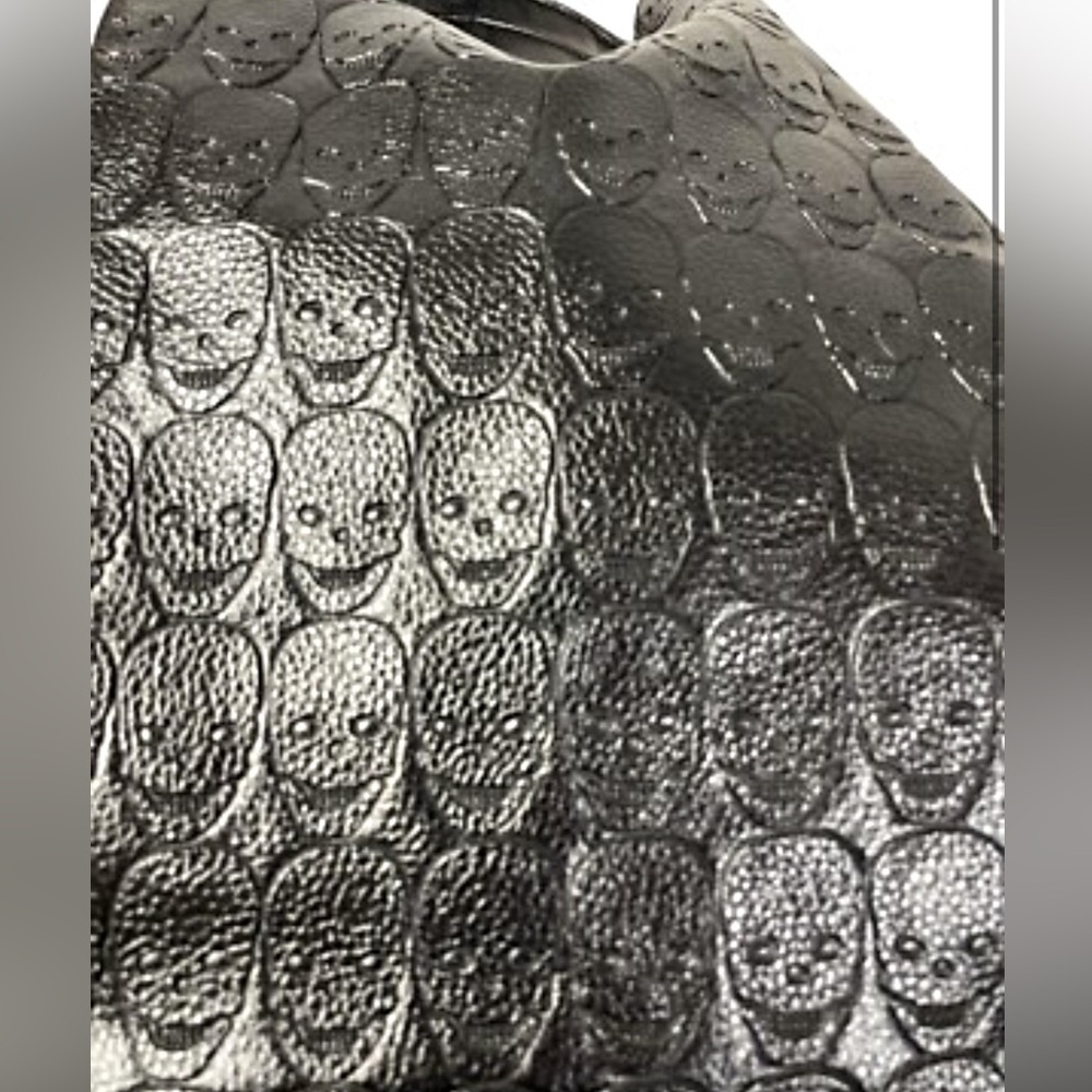 Skull Black Purses Roomy Halloween Goth Embossed Tote Bag with Chain Handles - Picture 2 of 2